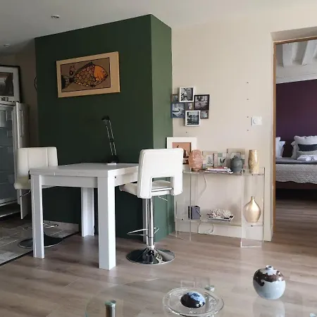 Cosy Le Puit דירה
